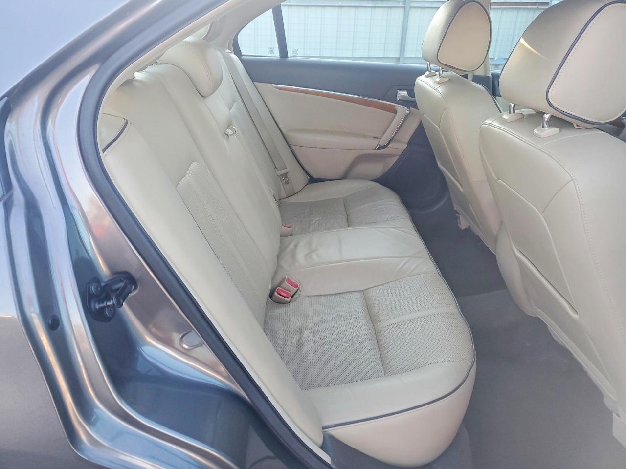 2012 LINCOLN MKZ