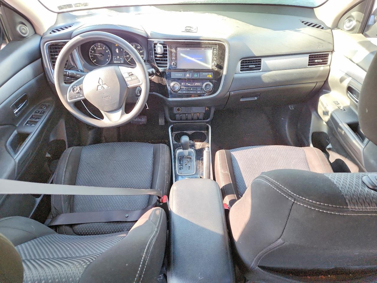 2018 MITSUBISHI outlander