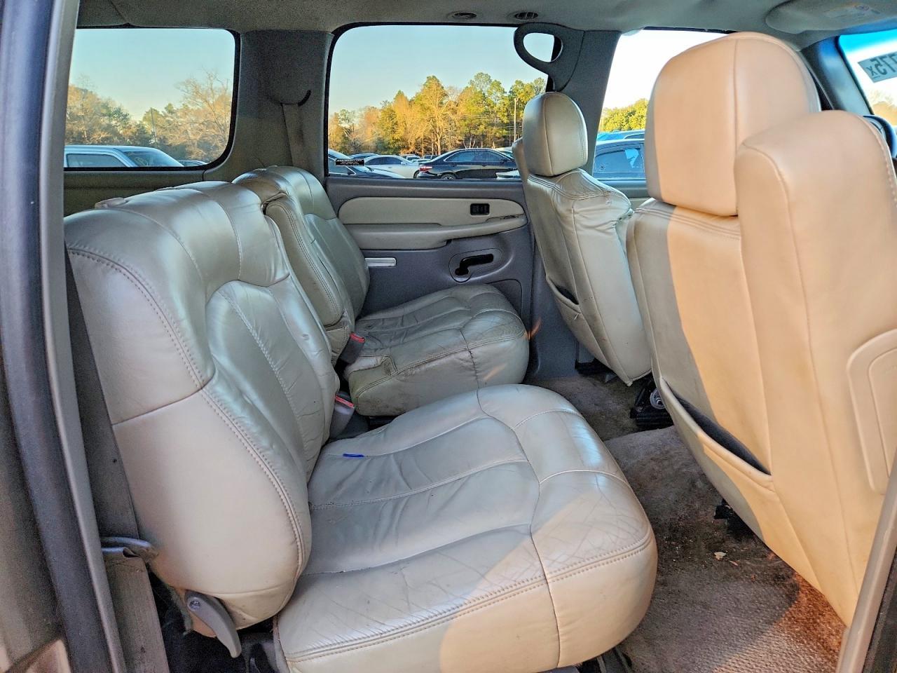 2002 CHEVROLET Suburban