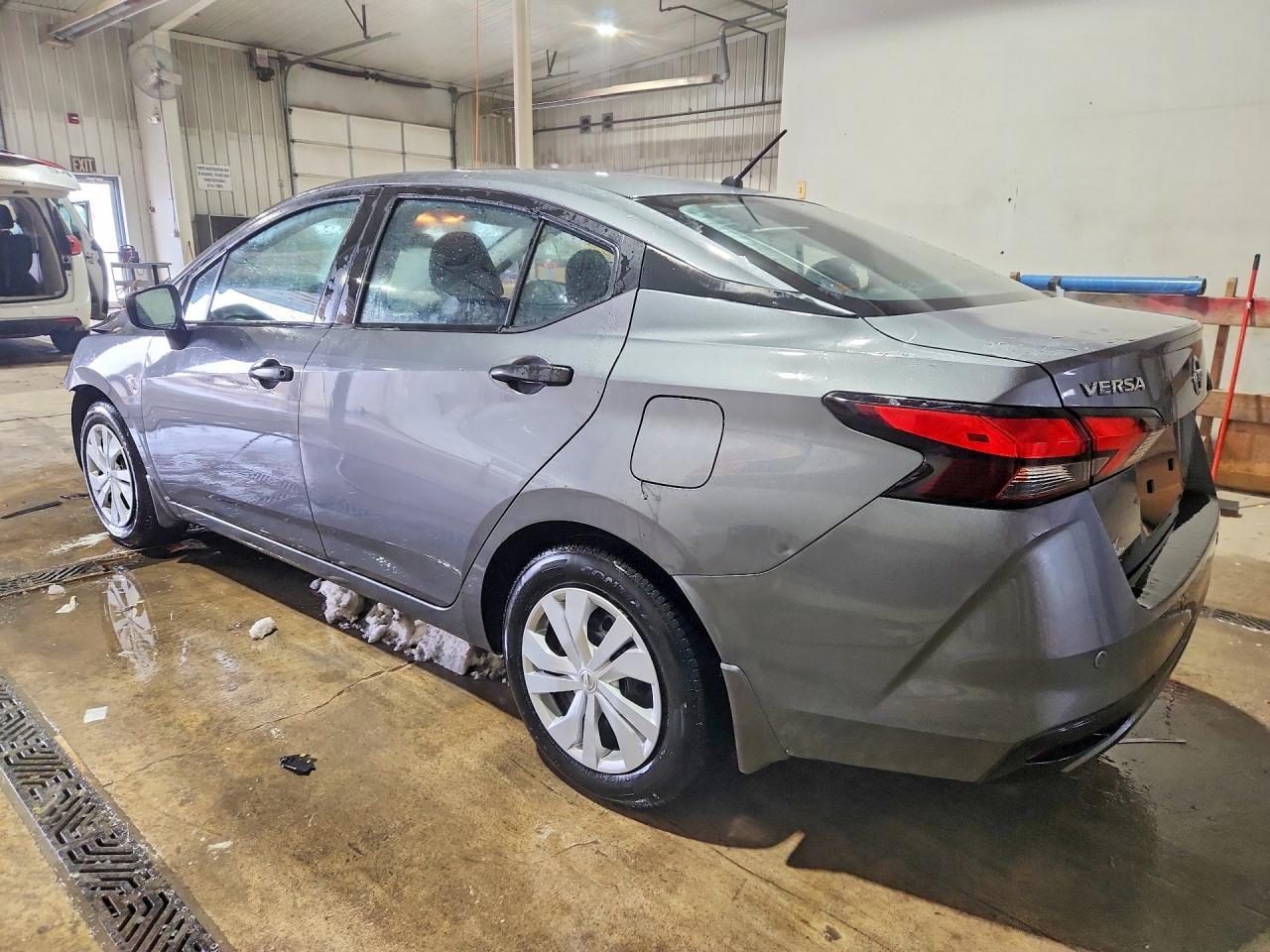 2021 NISSAN VERSA