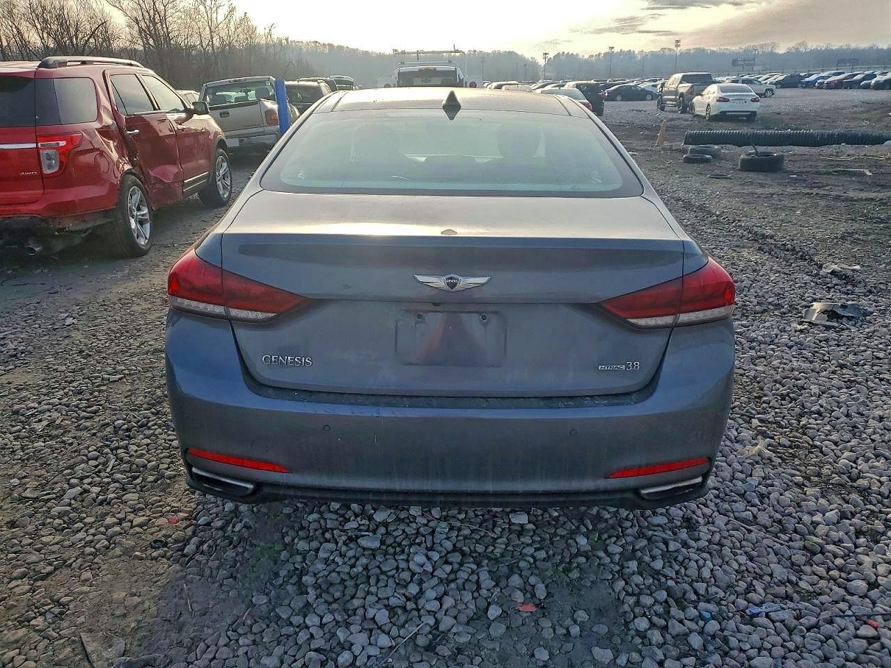 2015 HYUNDAI GENESIS