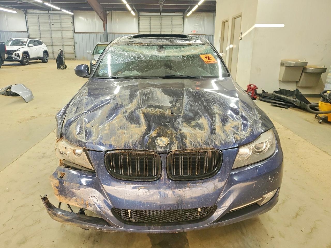 2011 BMW 3 SERIES