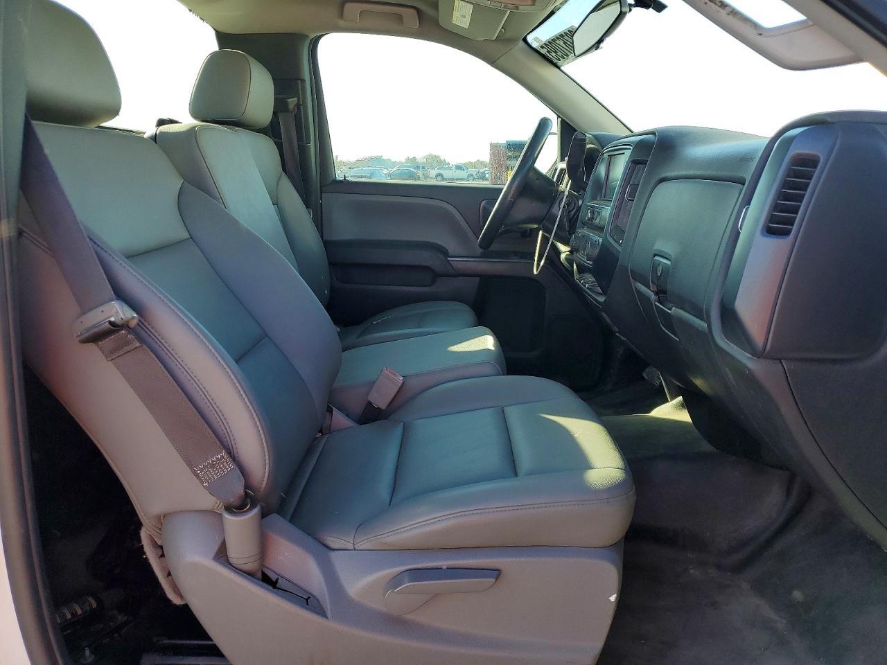 2018 CHEVROLET Silverado