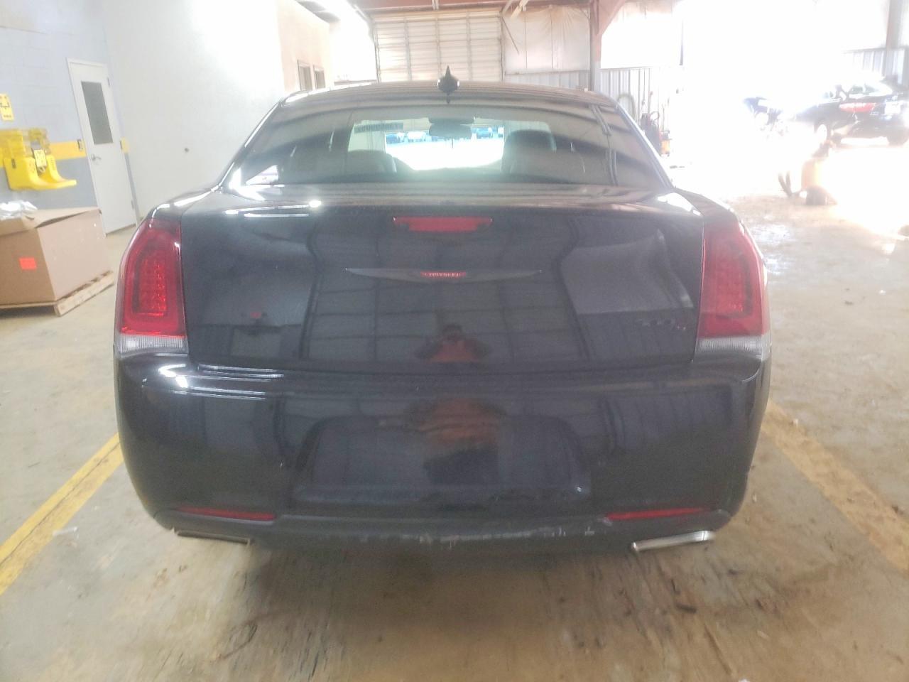 2022 CHRYSLER 300