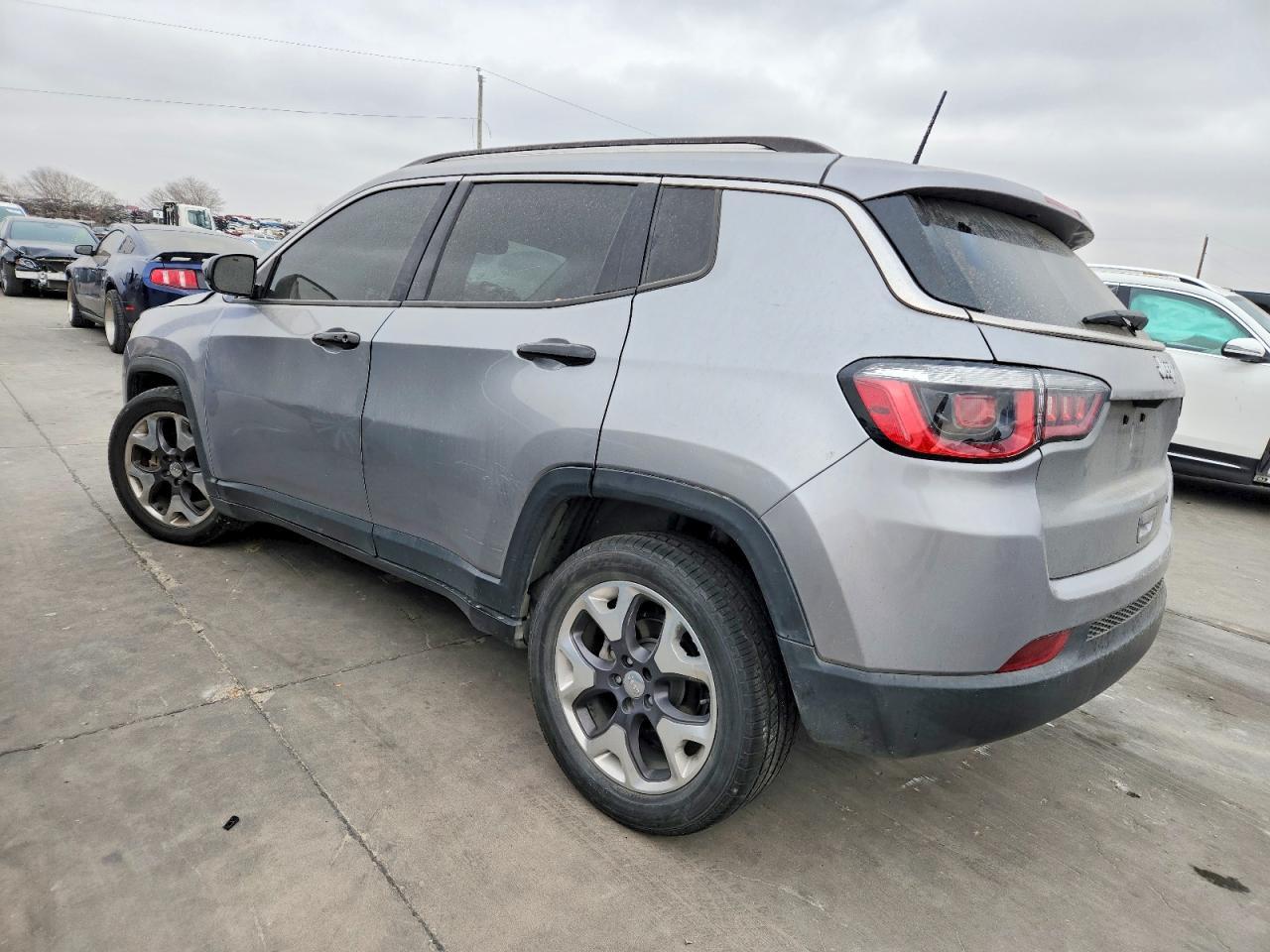 2020 JEEP Compass