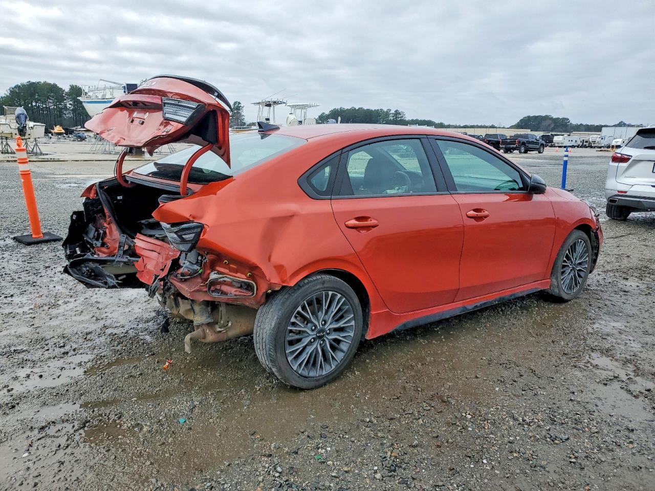 2024 KIA FORTE