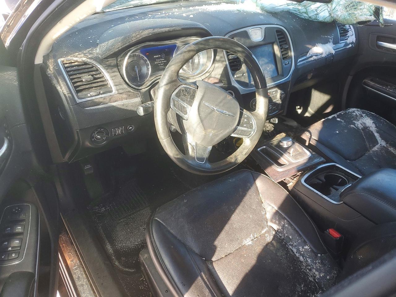 2019 CHRYSLER 300