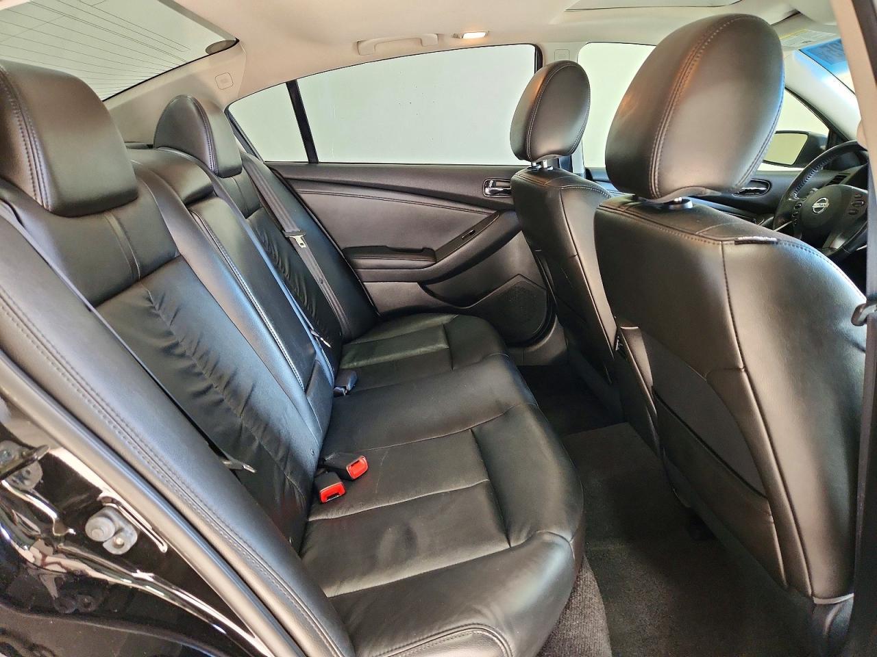 2012 NISSAN ALTIMA