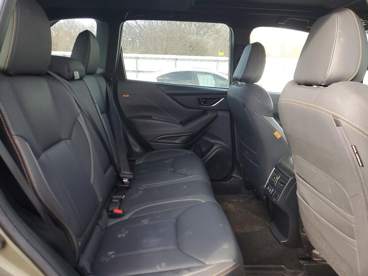 2023 SUBARU FORESTER