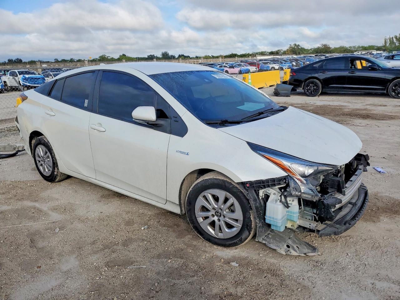 2018 TOYOTA PRIUS