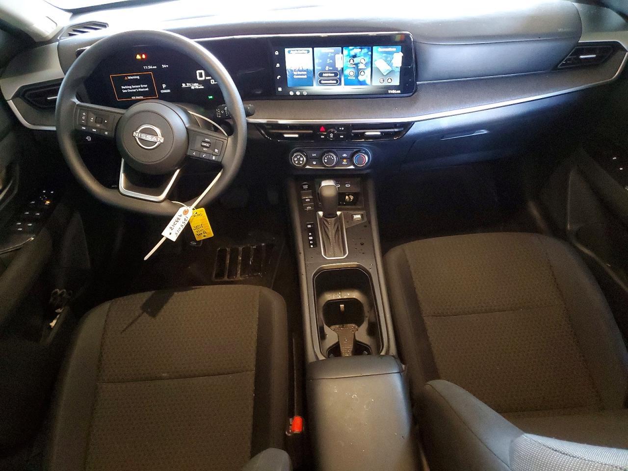 2026 NISSAN KICKS