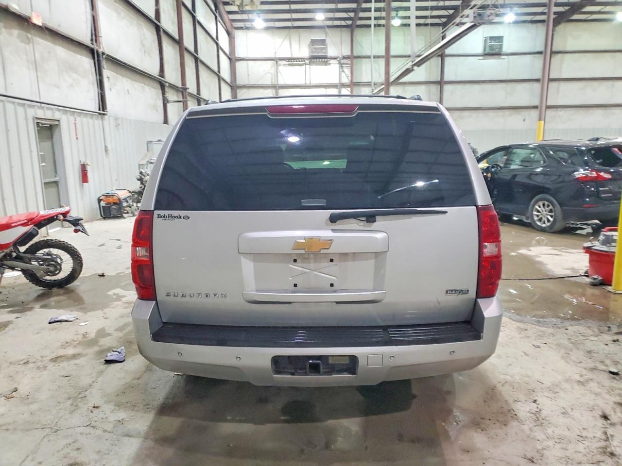 2010 CHEVROLET Suburban