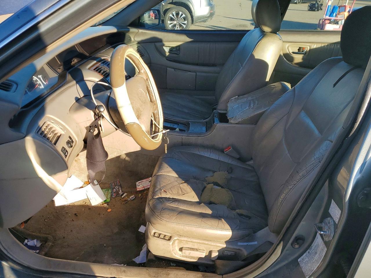 2001 TOYOTA Avalon