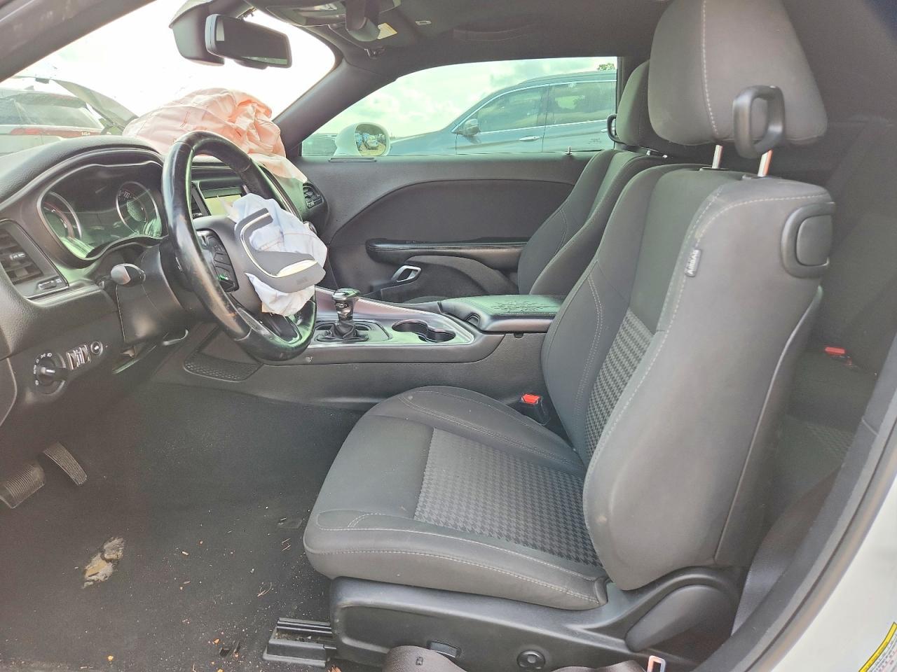 2019 DODGE Challenger