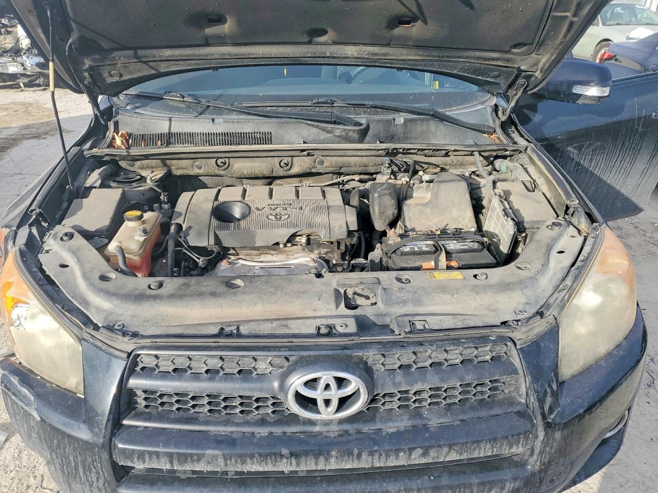 2011 TOYOTA RAV4