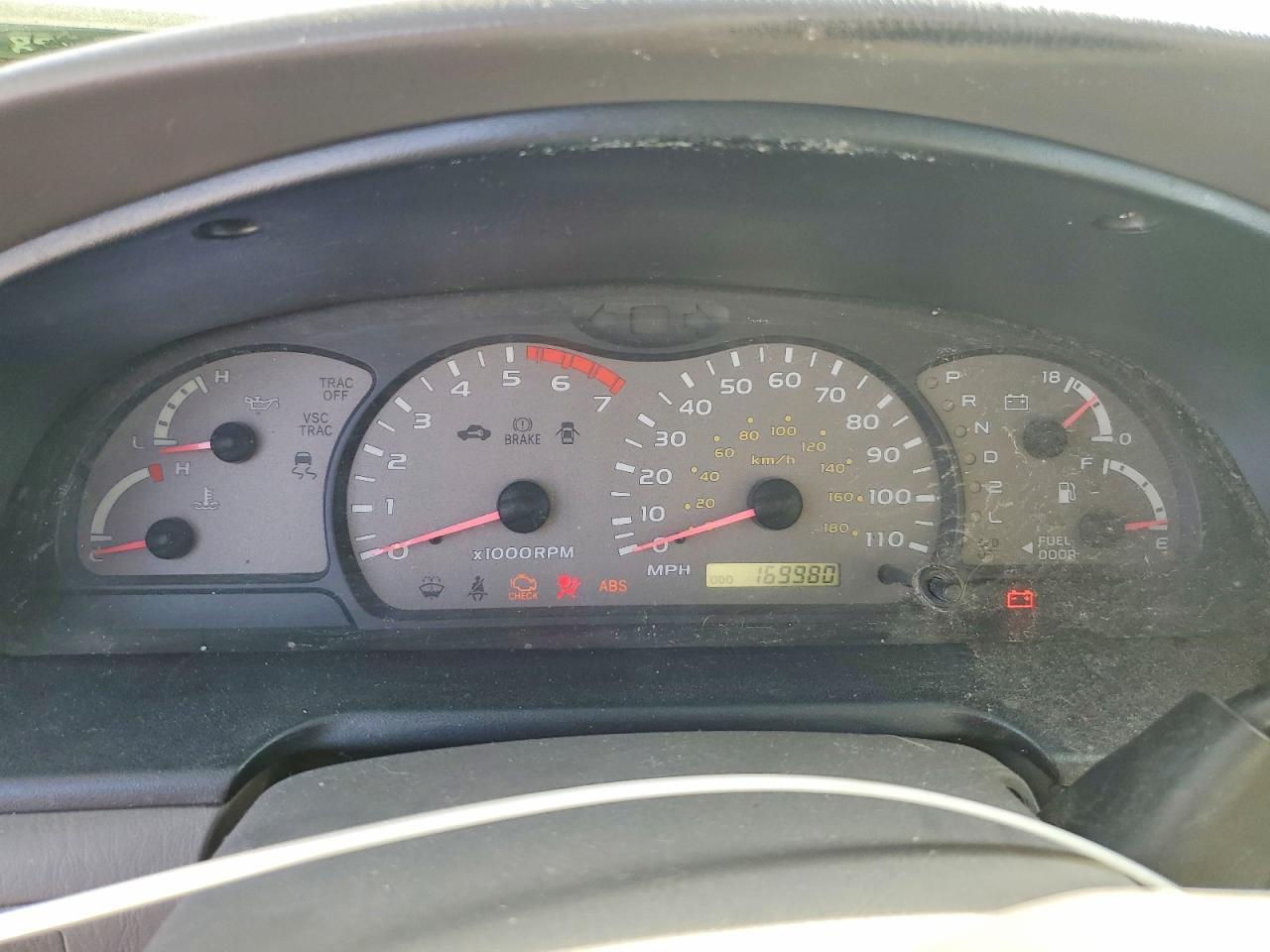 2003 TOYOTA Sequoia
