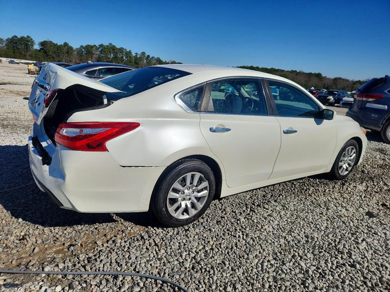 2016 NISSAN ALTIMA