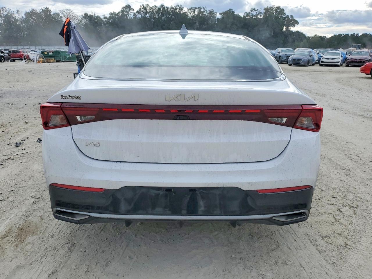 2023 KIA K5