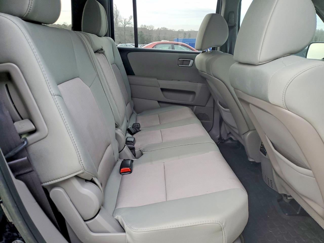 2015 HONDA PILOT
