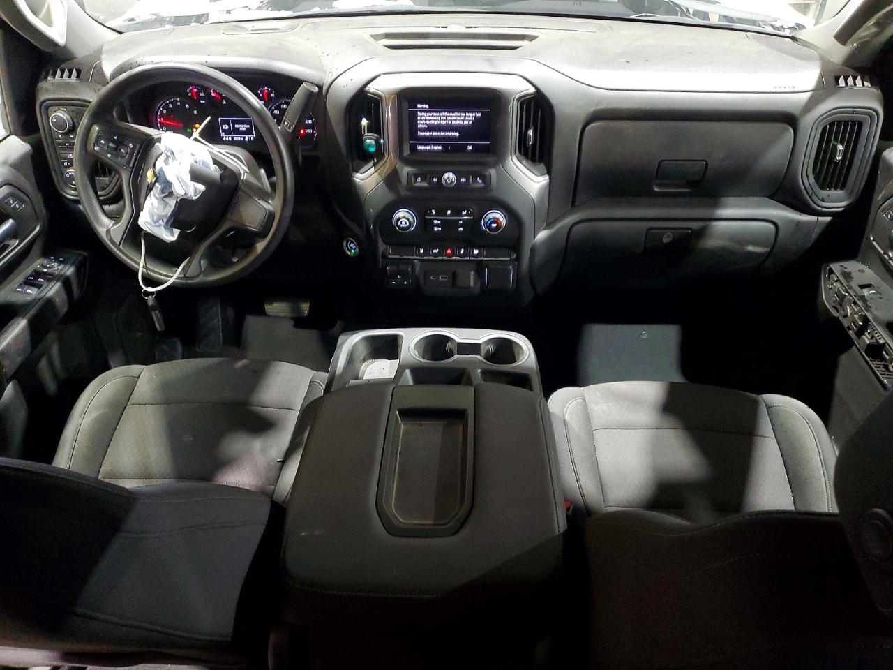 2024 CHEVROLET Silverado