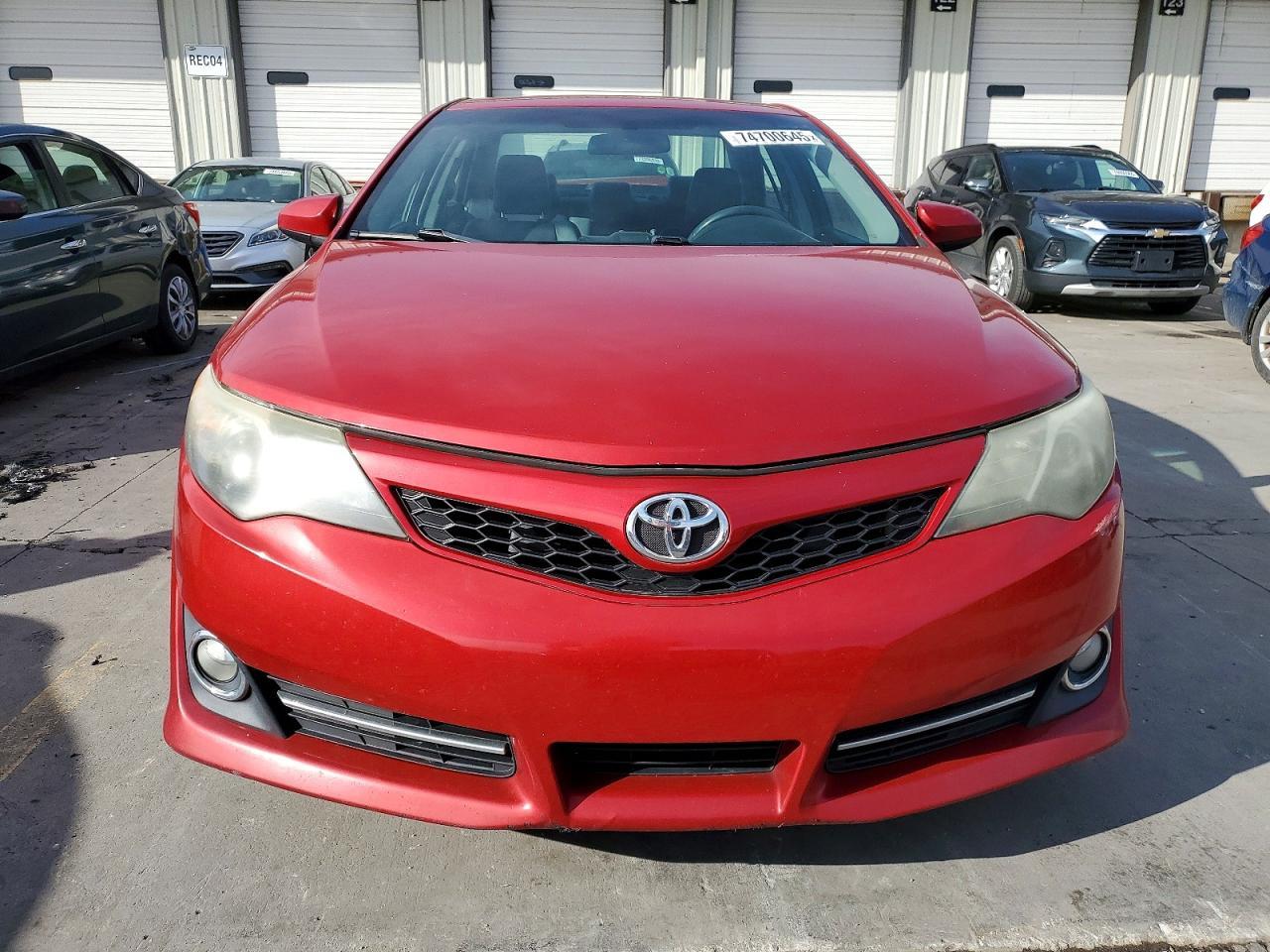 2013 TOYOTA CAMRY