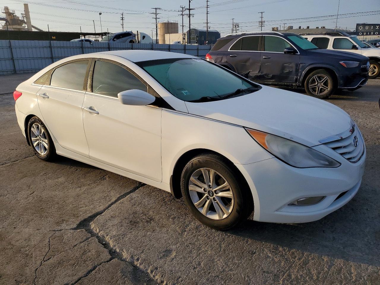 2013 HYUNDAI SONATA