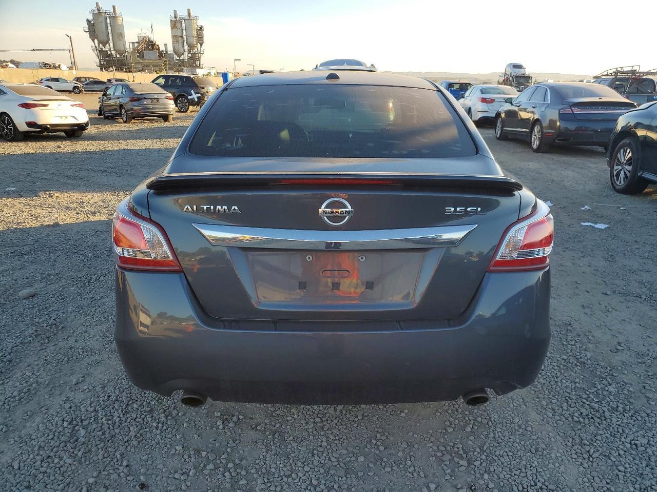 2013 NISSAN ALTIMA