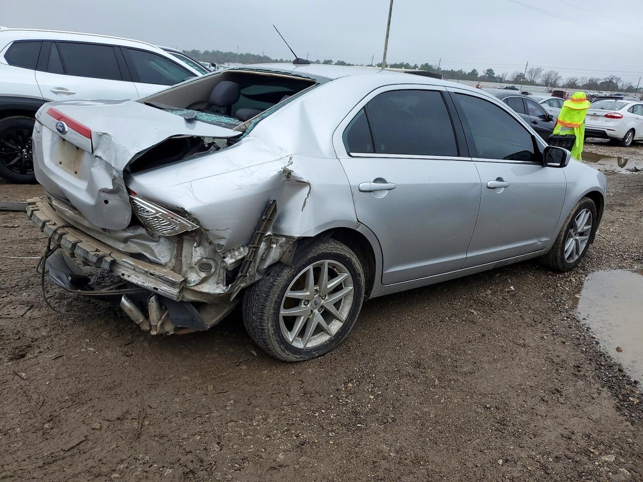 2011 FORD FUSION