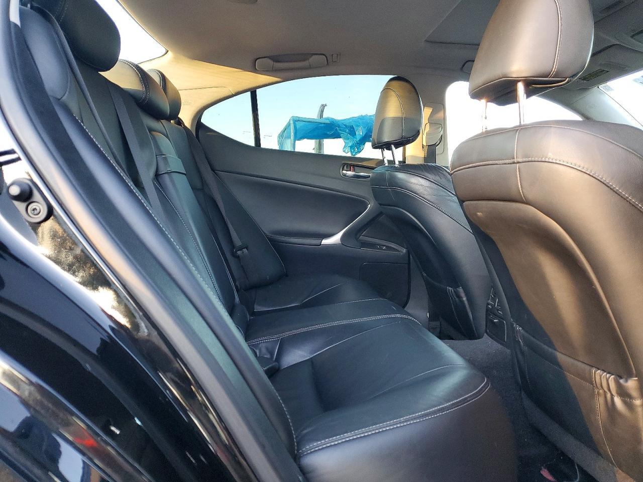 2010 LEXUS IS 250