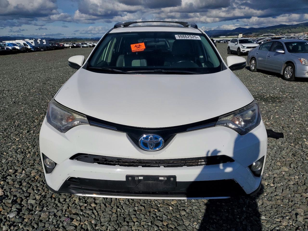 2016 TOYOTA RAV4