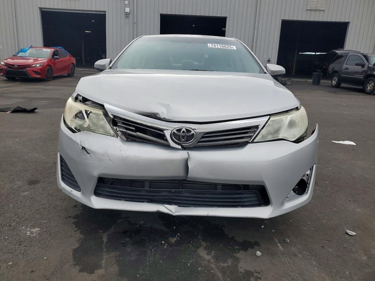2013 TOYOTA CAMRY