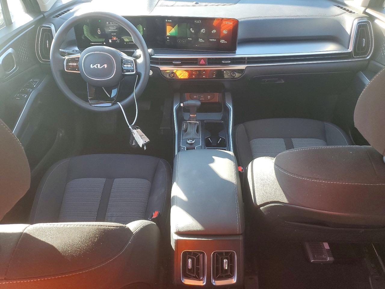 2025 KIA SORENTO