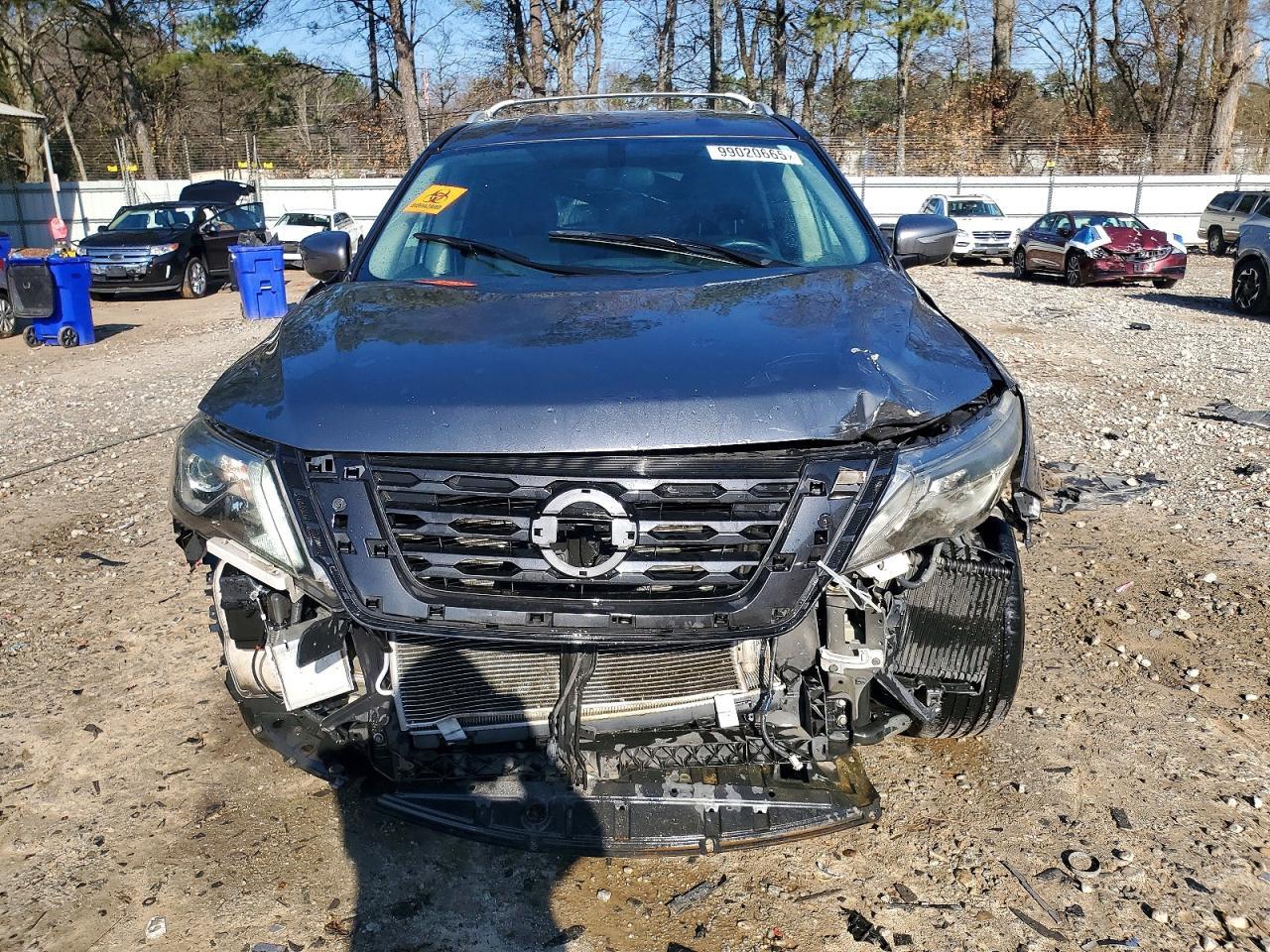 2017 NISSAN PATHFINDER