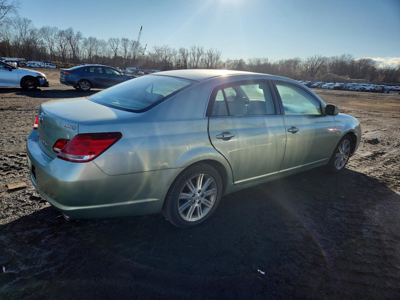 2006 TOYOTA Avalon