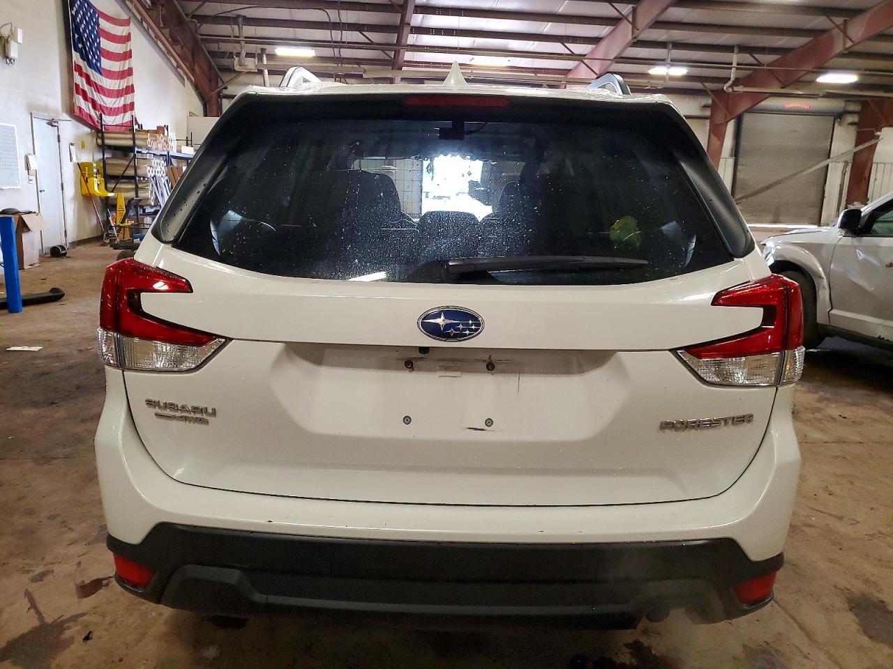 2020 SUBARU FORESTER