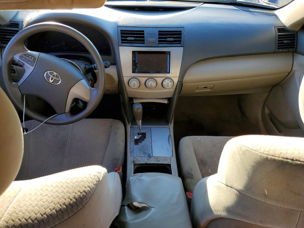 2010 TOYOTA CAMRY