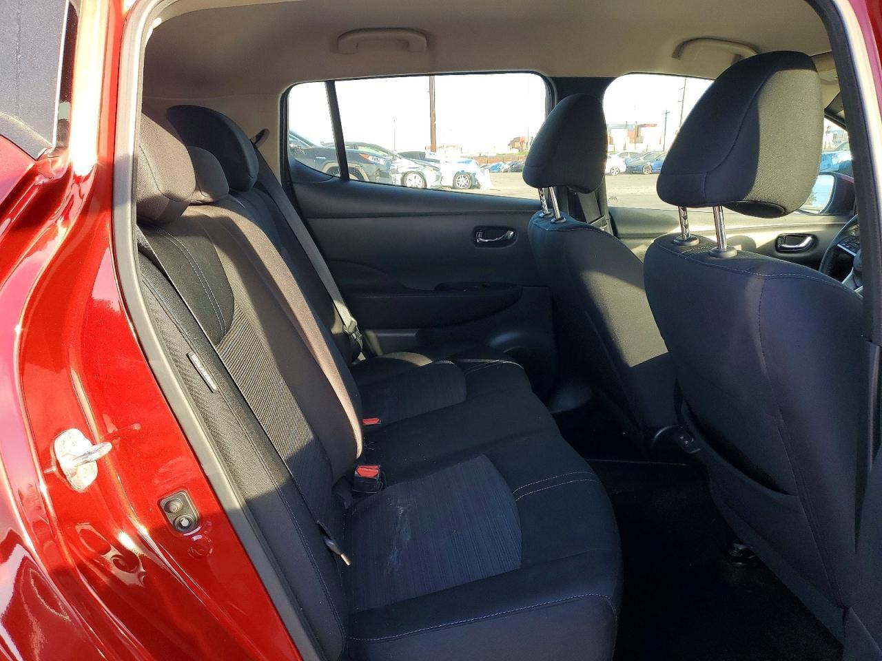 2020 NISSAN LEAF