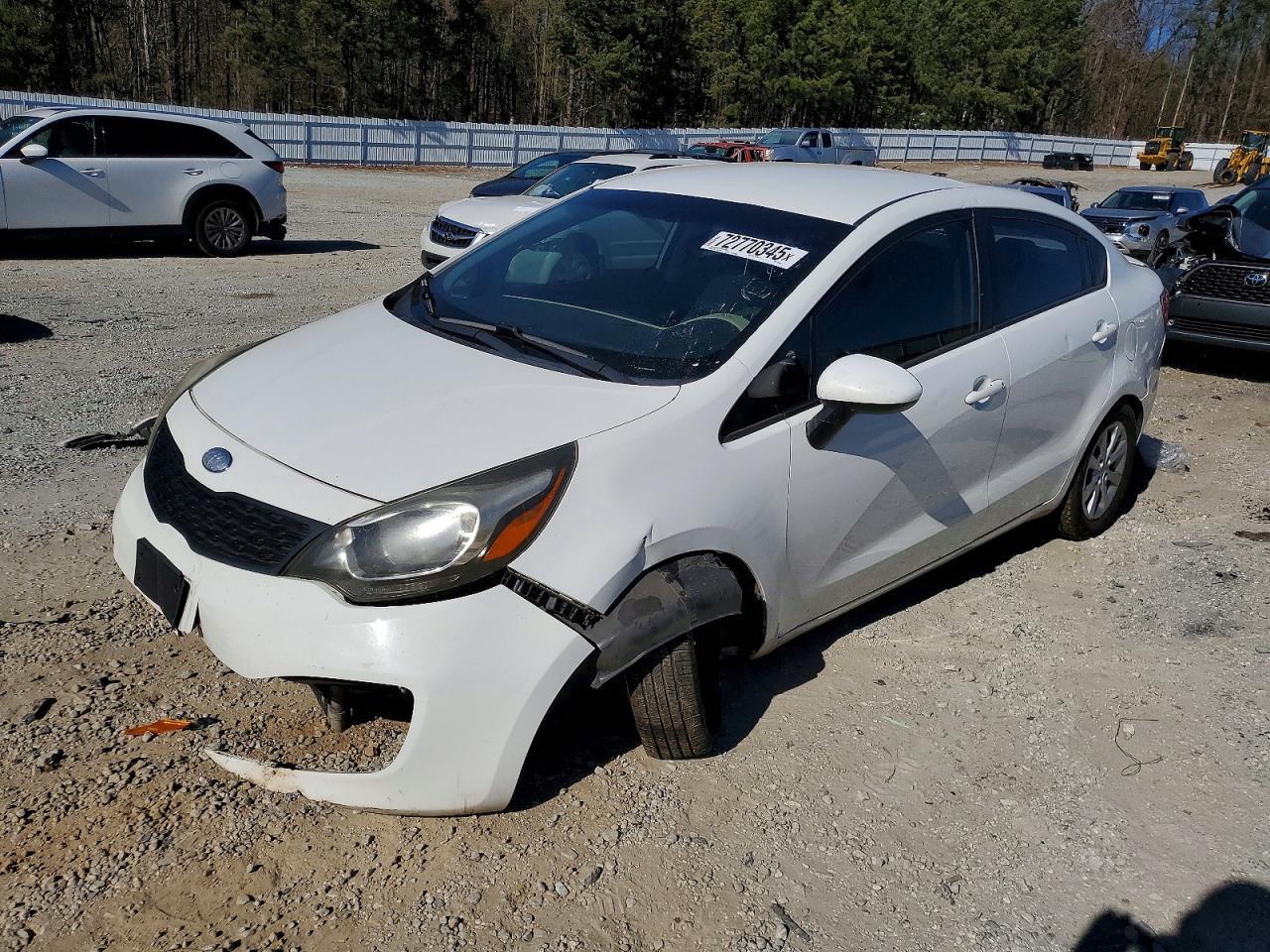 2013 KIA RIO
