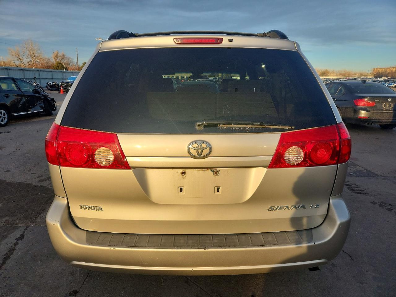 2006 TOYOTA SIENNA