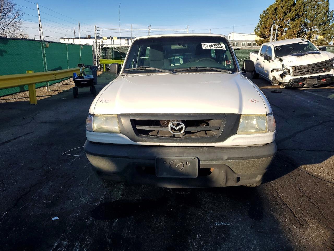 2004 MAZDA B2300