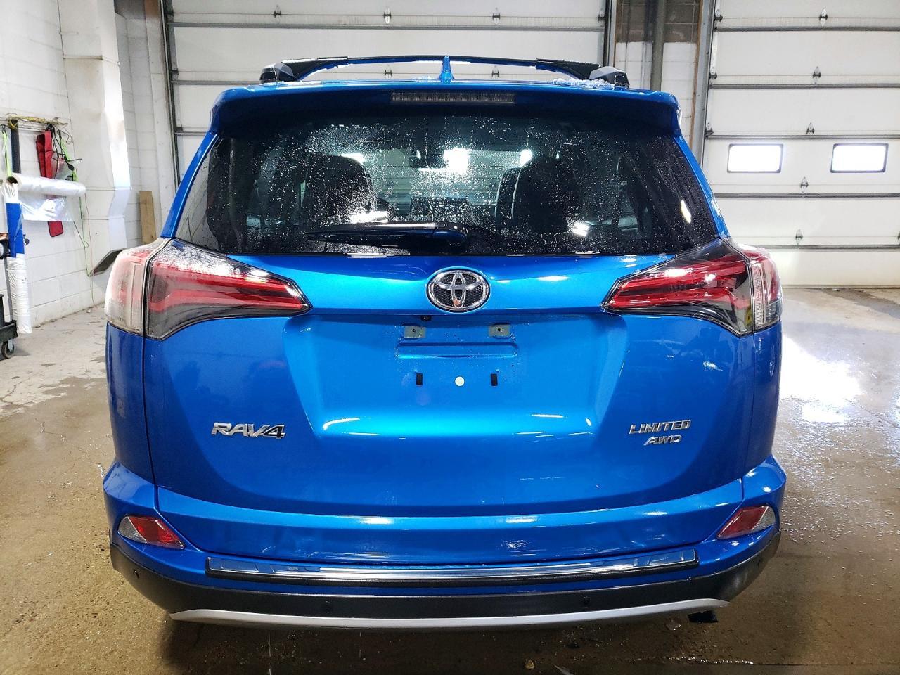 2017 TOYOTA RAV4