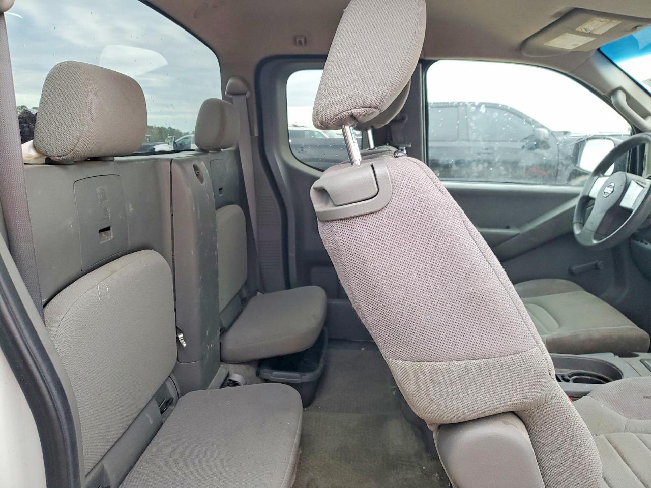 2013 NISSAN Frontier