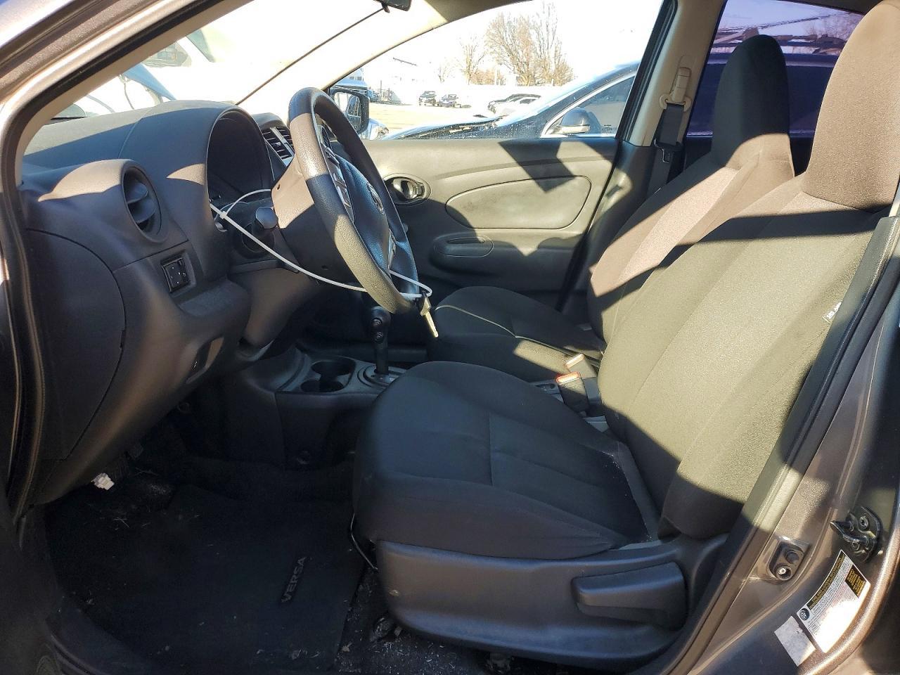 2016 NISSAN VERSA