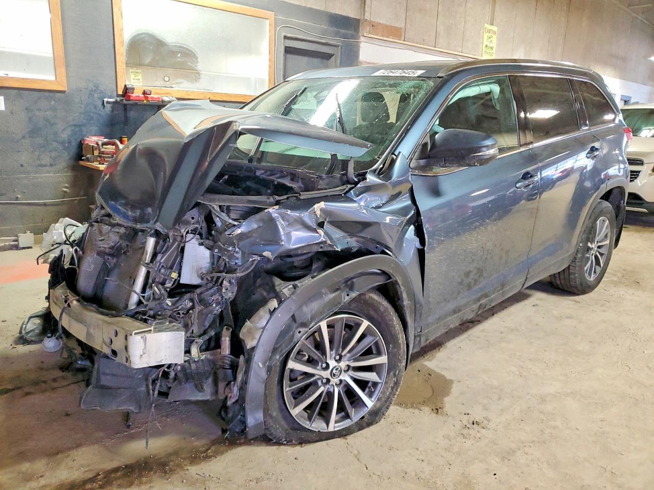 2019 TOYOTA HIGHLANDER