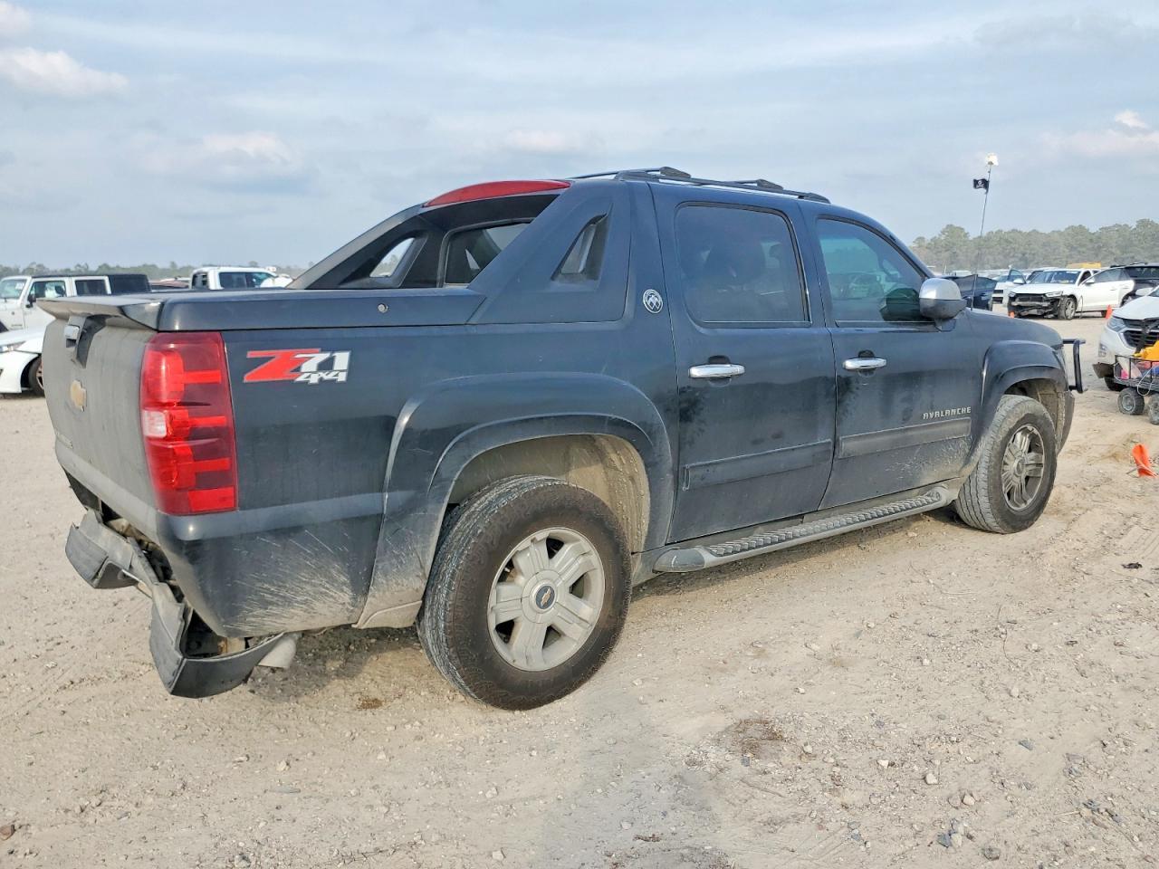 2013 CHEVROLET Avalanche