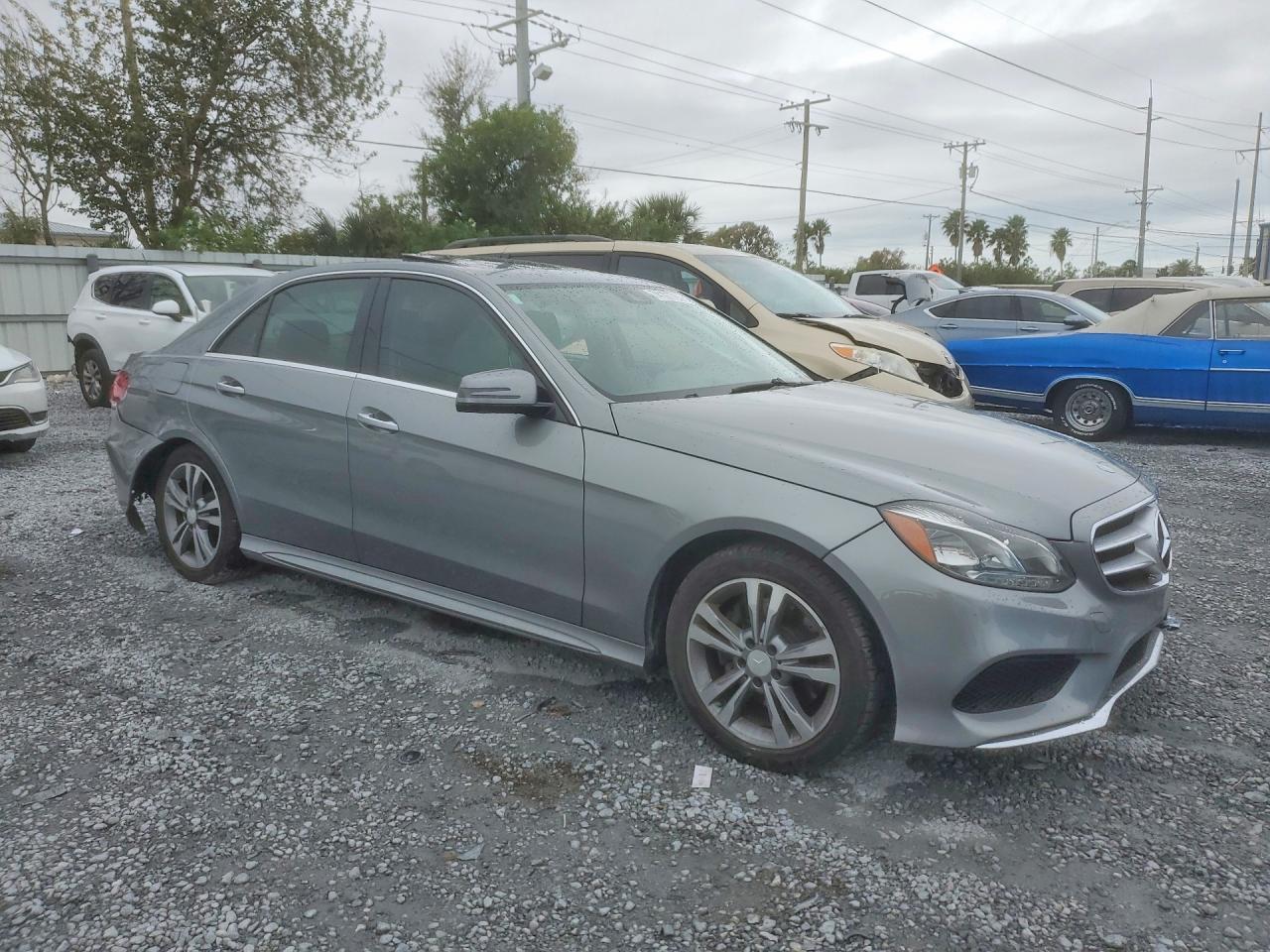 2014 MERCEDES-BENZ E-Class