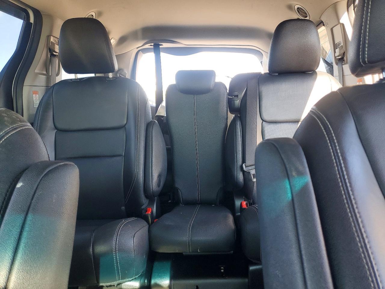 2016 TOYOTA SIENNA