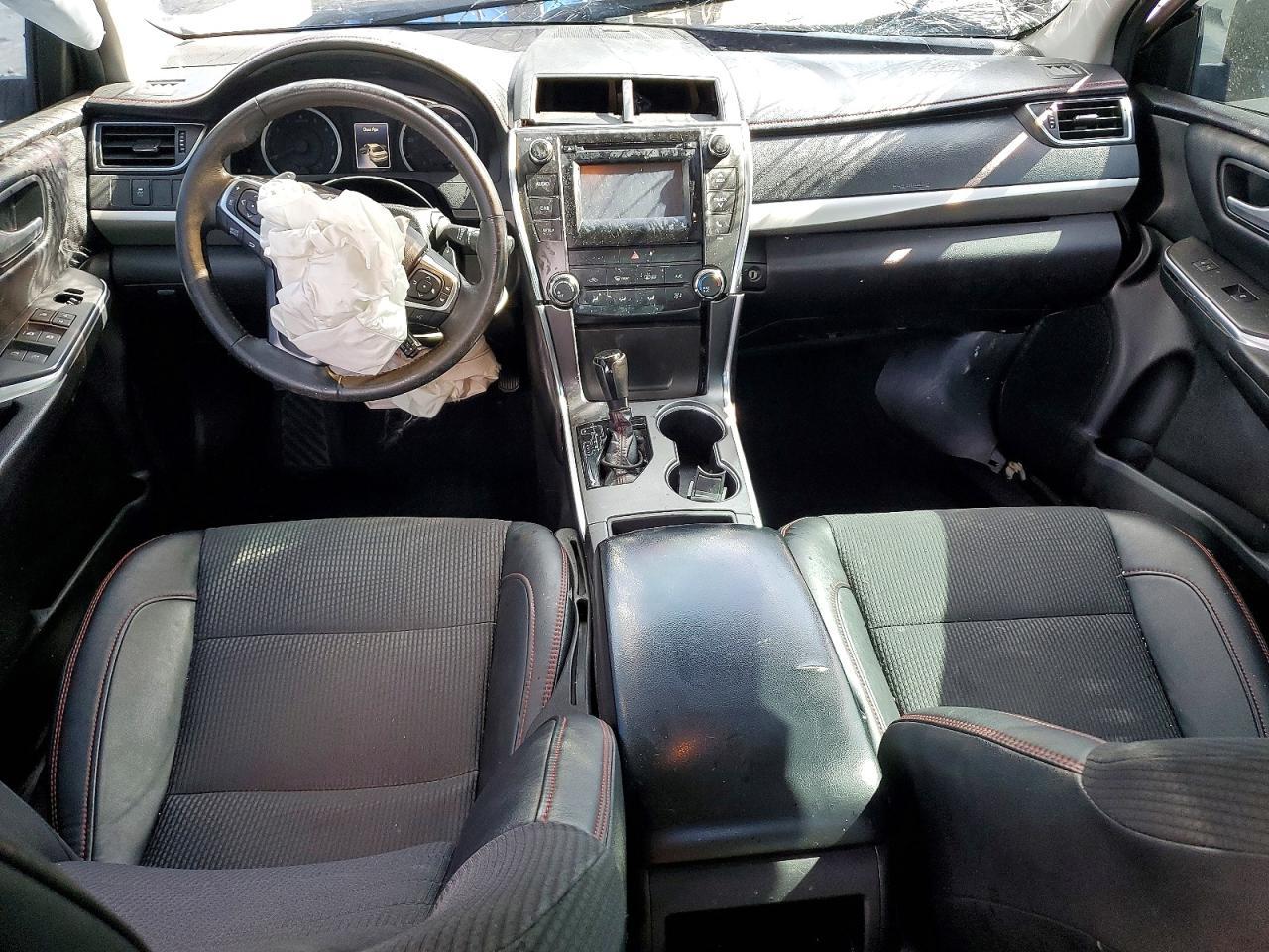 2017 TOYOTA CAMRY