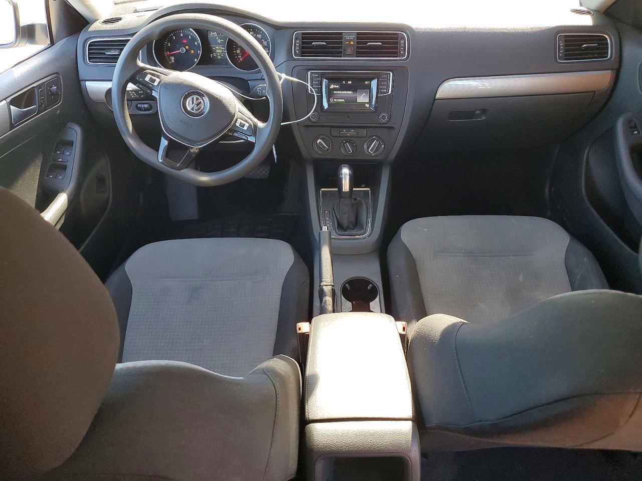 2018 VOLKSWAGEN JETTA