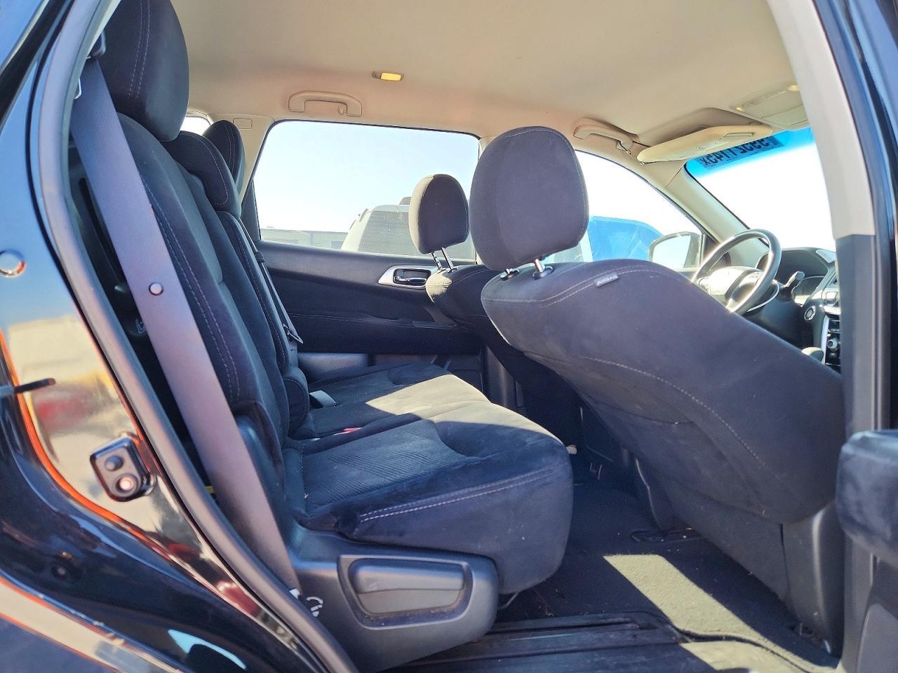 2016 NISSAN PATHFINDER
